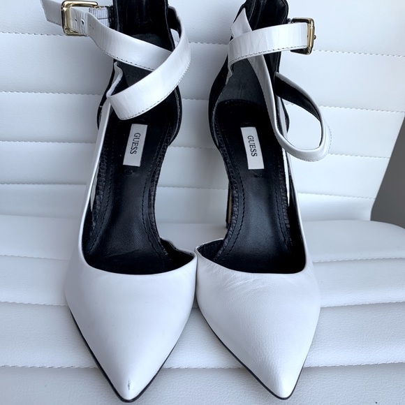 Guess Black/White Ambelu High Heel - Picture 2 of 4